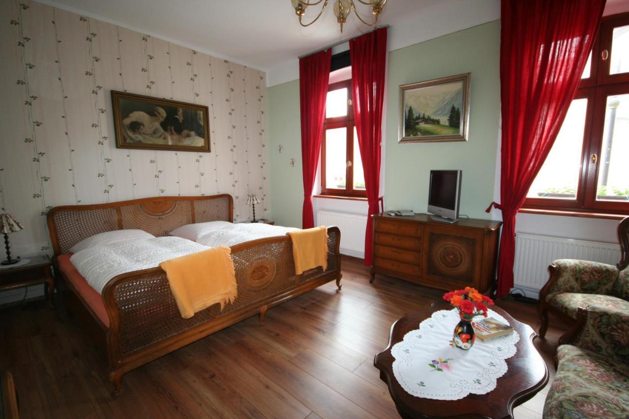 Ferienwohnung Cour De Berlin Fürstenberg-Havel Exterior foto
