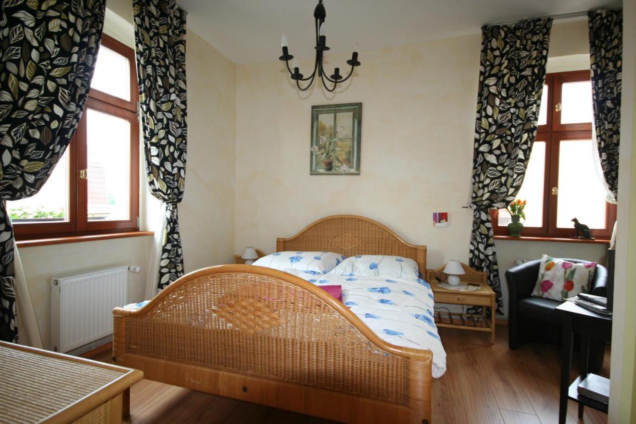 Ferienwohnung Cour De Berlin Fürstenberg-Havel Exterior foto